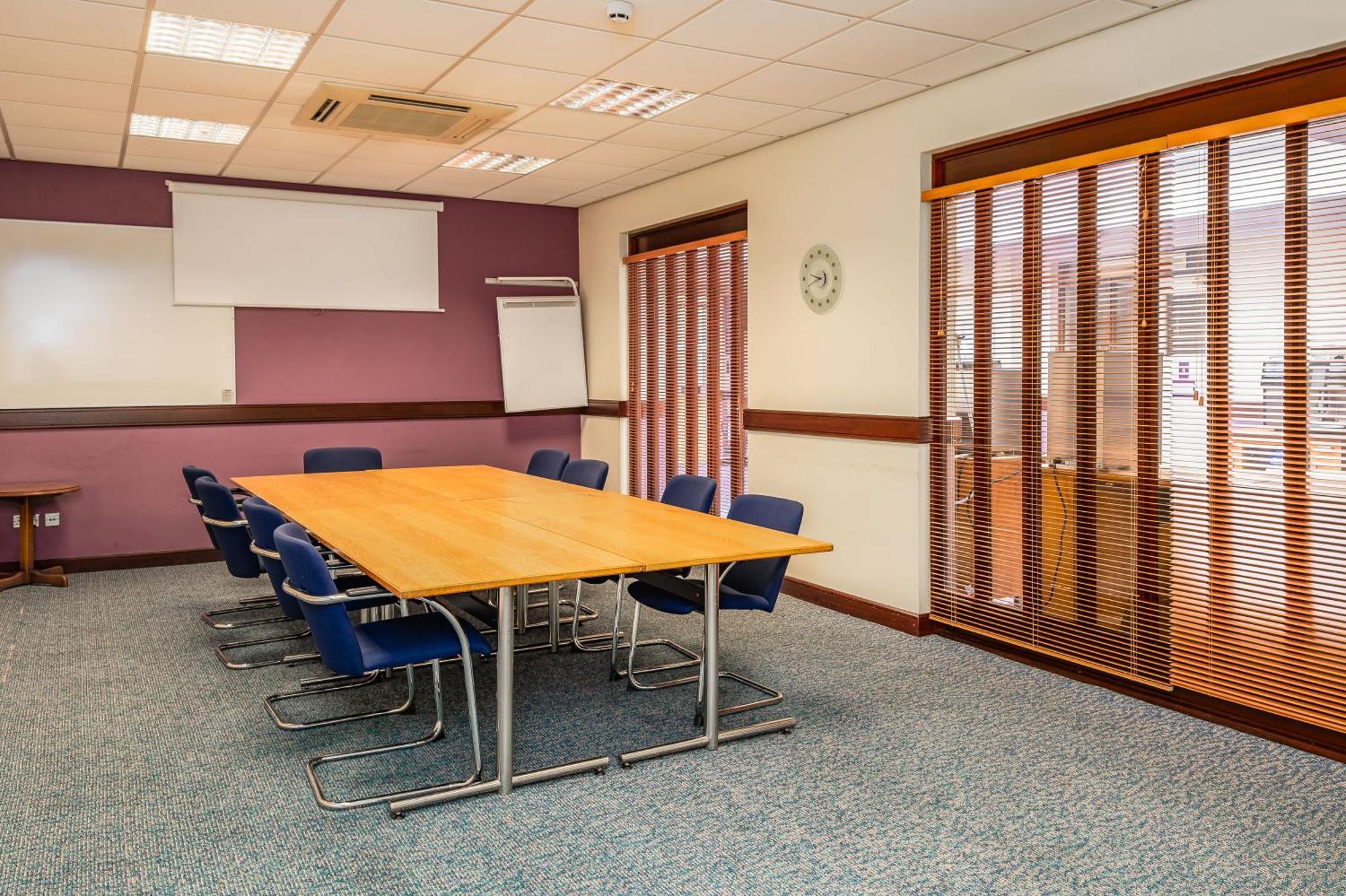 Milestone Peterborough Hotel A1M, Sure Hotel Collection By Best Western Stilton Exterior photo