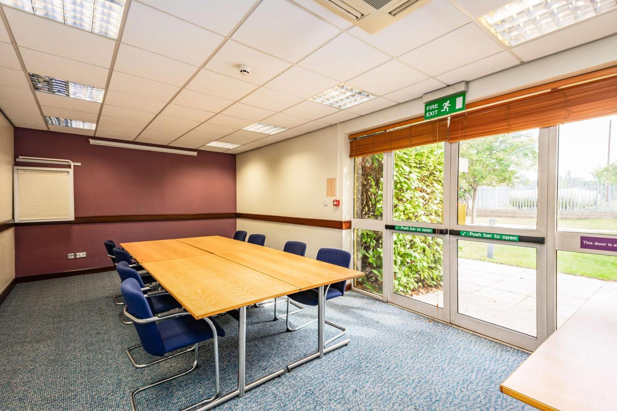 Milestone Peterborough Hotel A1M, Sure Hotel Collection By Best Western Stilton Exterior photo